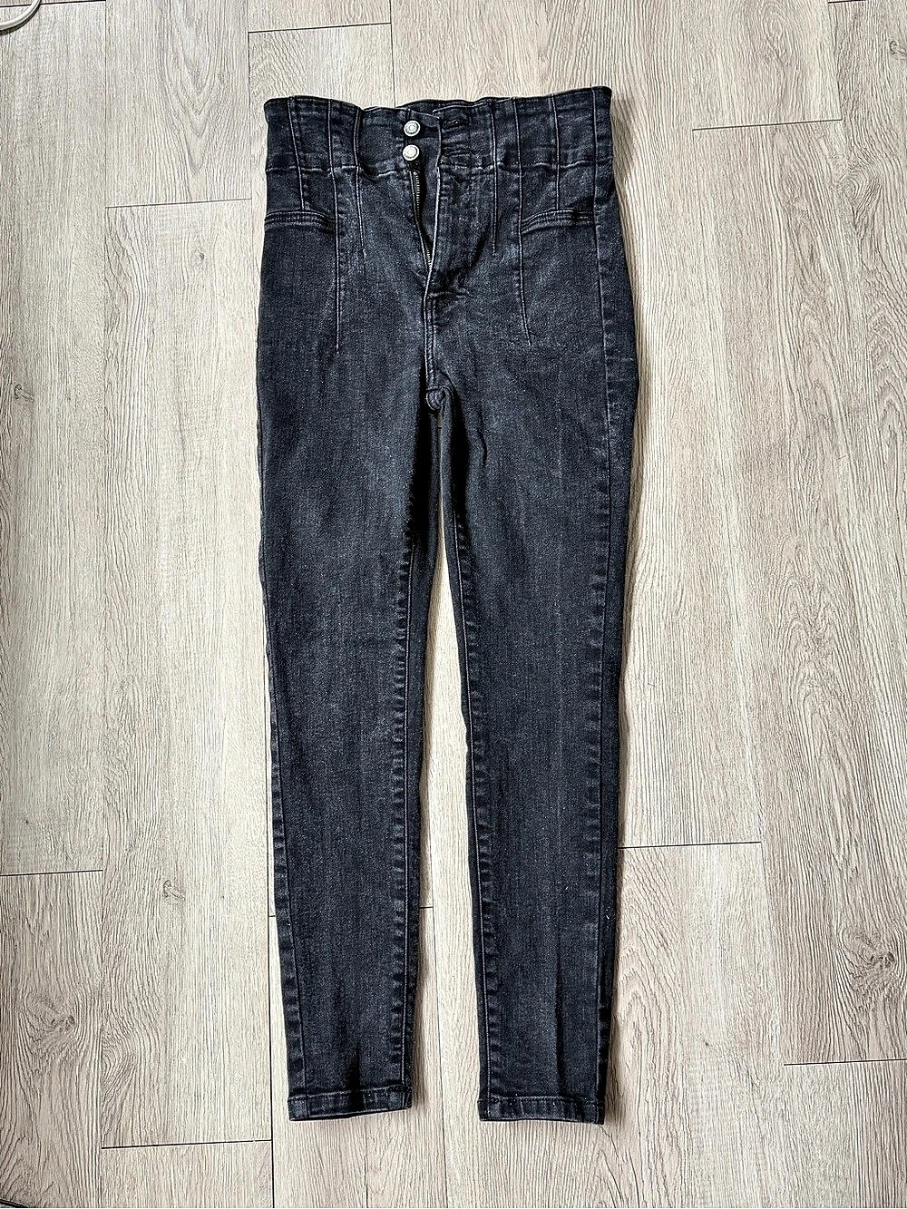 We The Free Skinny Jeans in Black Waist 28